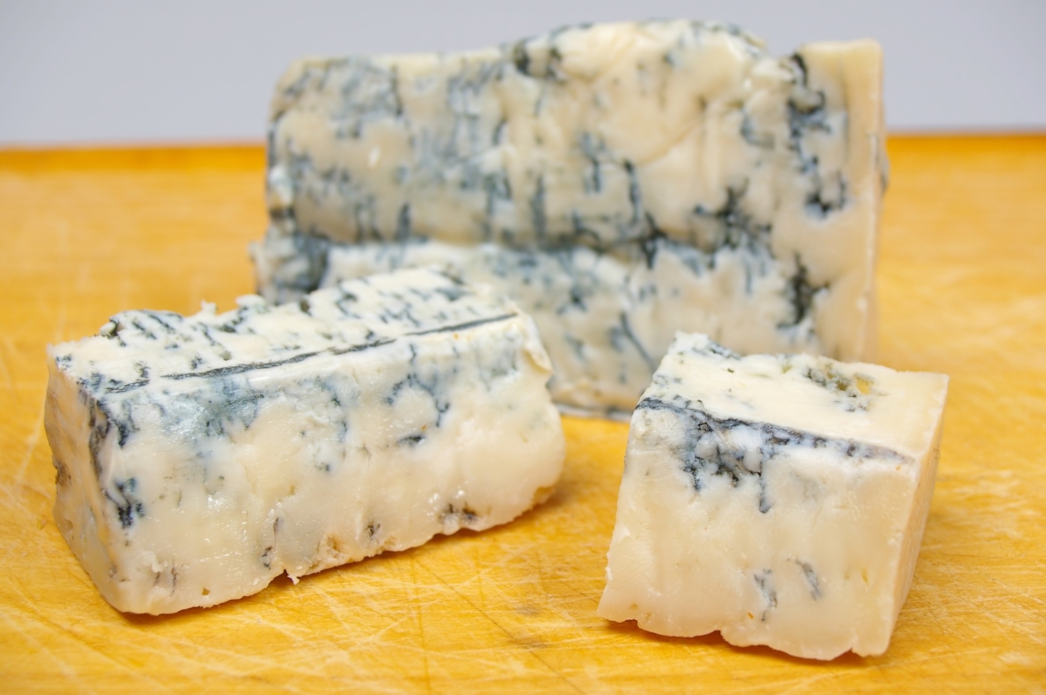 Gorgonzola: Ce gust are și cu ce se mănâncă | TeMănânc.ro